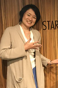 海外旅行を17カ国経験！世界での活躍を視野に英語を勉強するビジネスウーマン！|ミライズ英会話 東京駅八重洲校（受講者の写真）